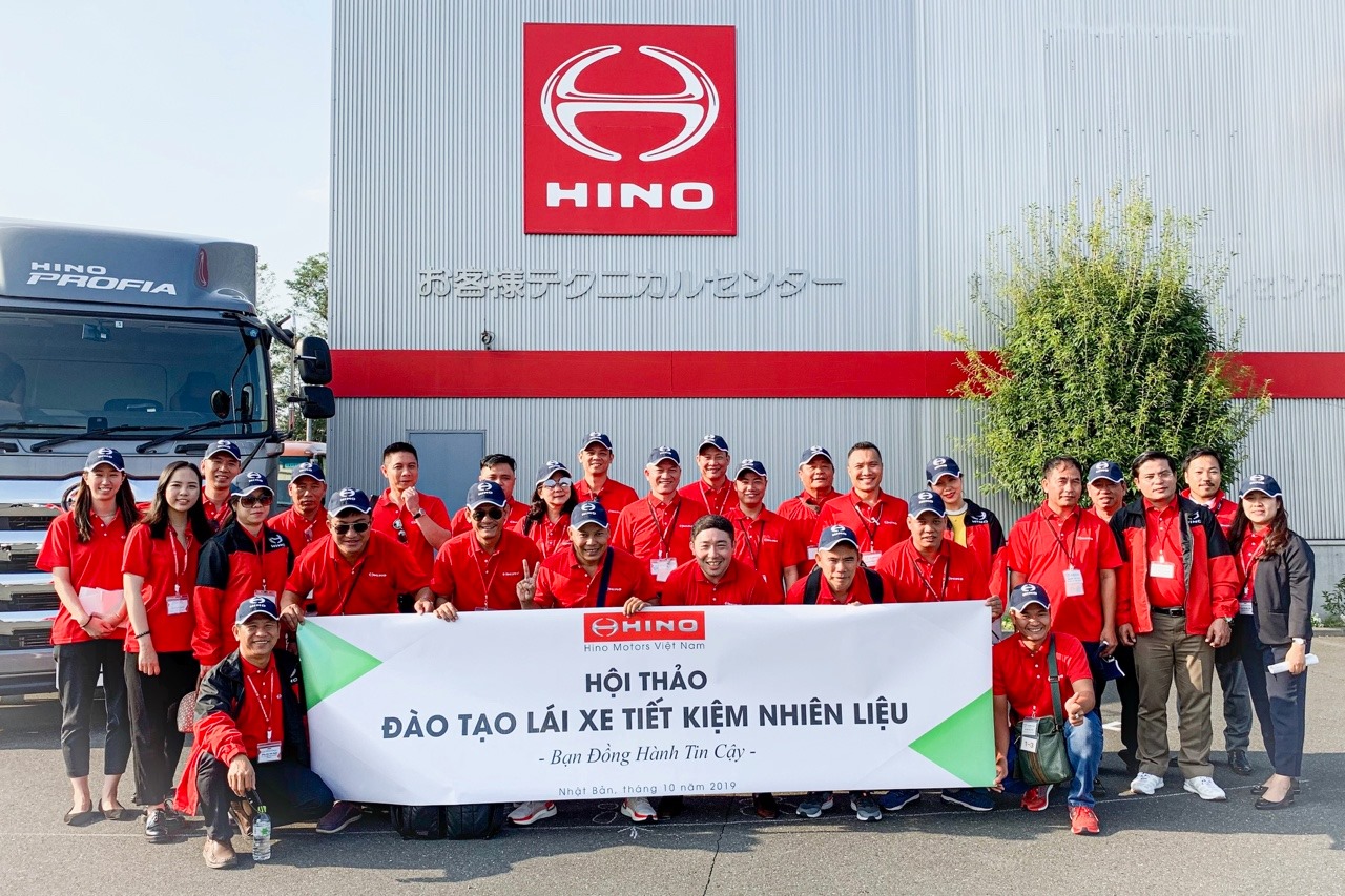 Đào tạo và huấn luyện lái xe