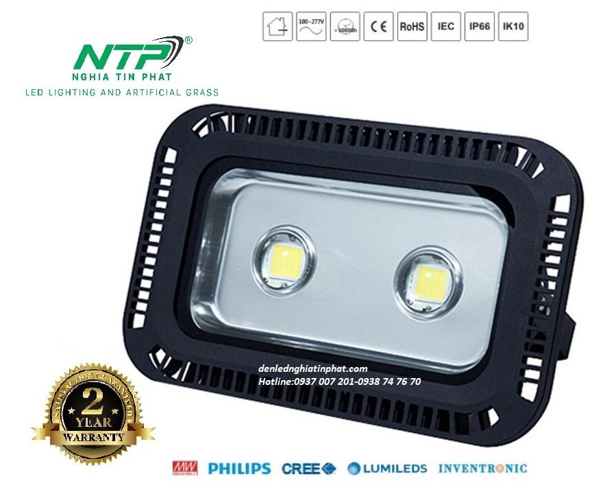 Đèn pha cầu lồi