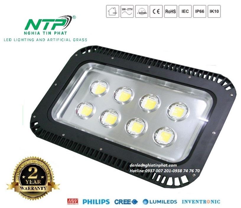 Đèn pha cầu lồi