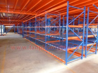 Sàn chứa hàng nhiều tầng