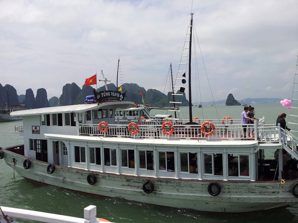 Tùng Vân Cruise