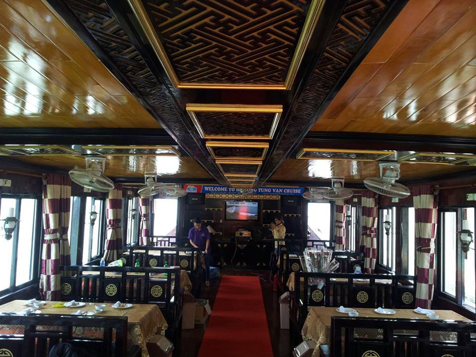 Tùng Vân Cruise