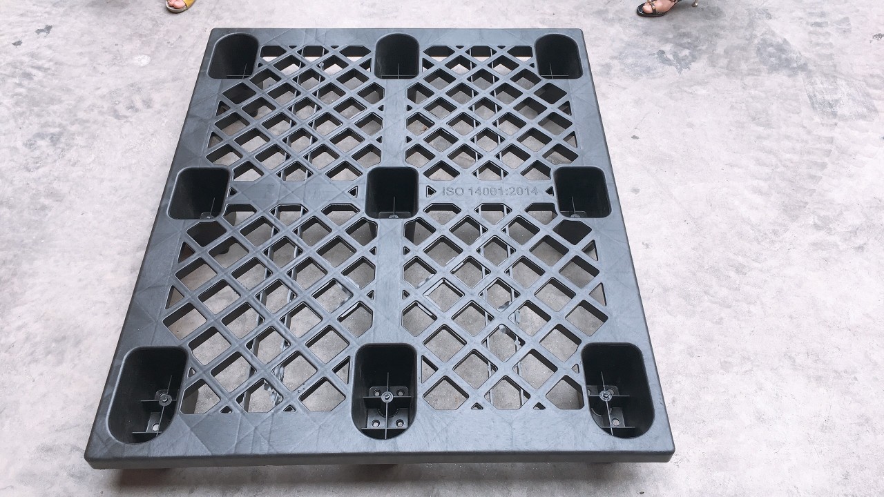 Pallet nhựa