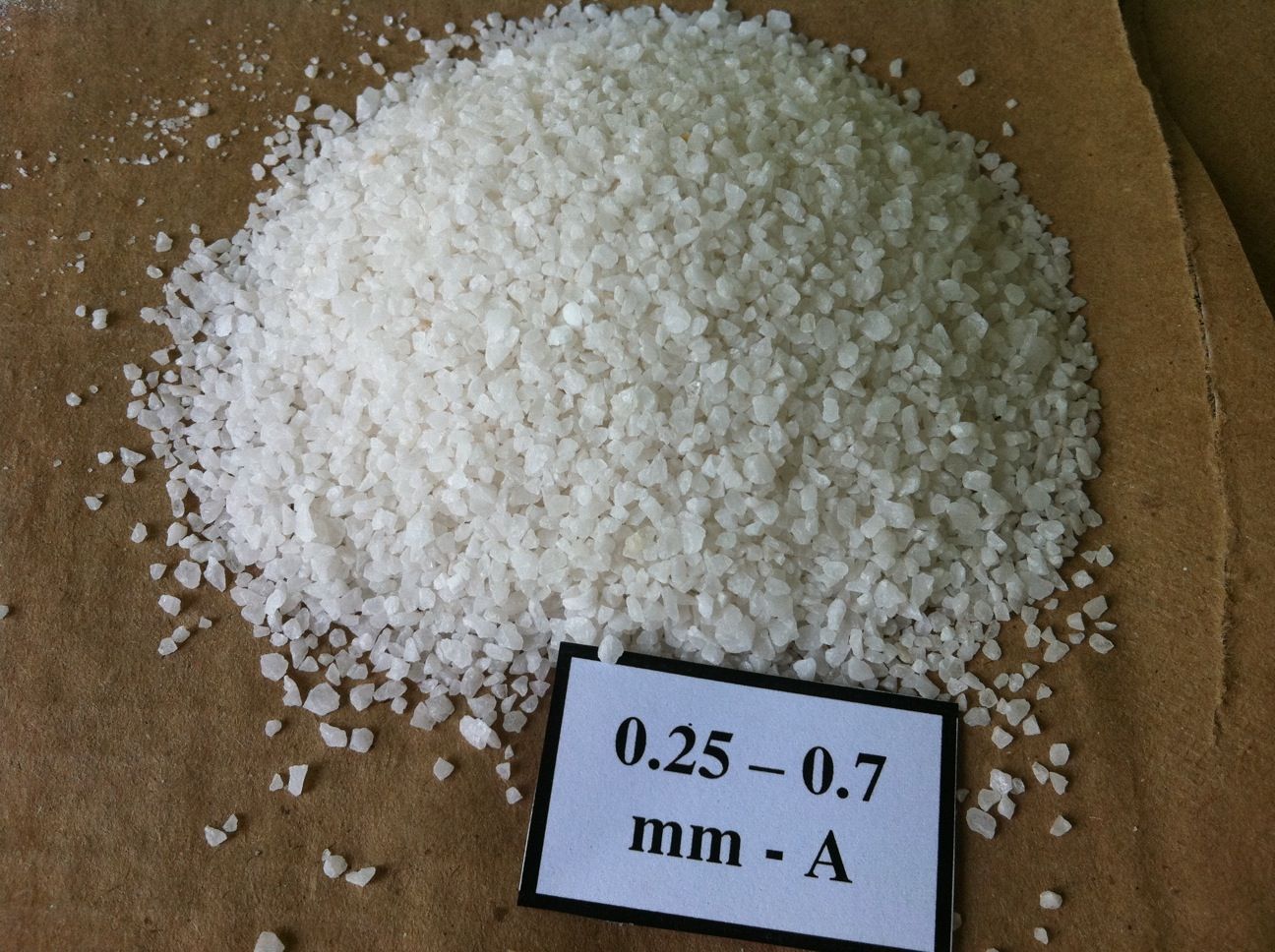Thạch anh 0.25-0.7mm