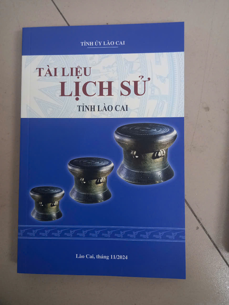 Ấn phẩm in ấn và xuất bản