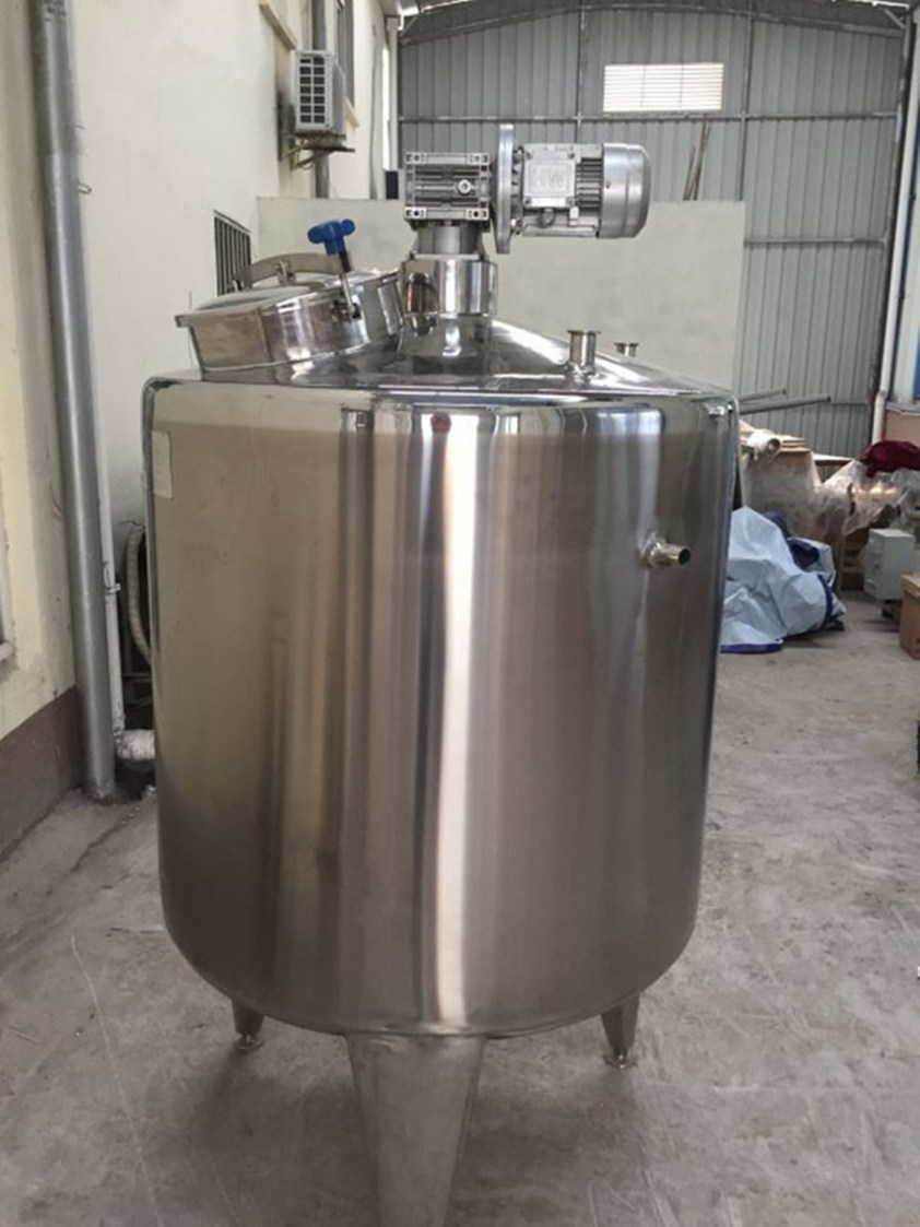Bồn khuấy trộn 02