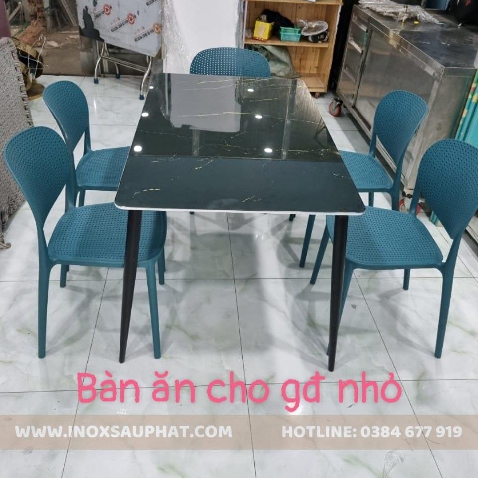 Bàn ăn inox