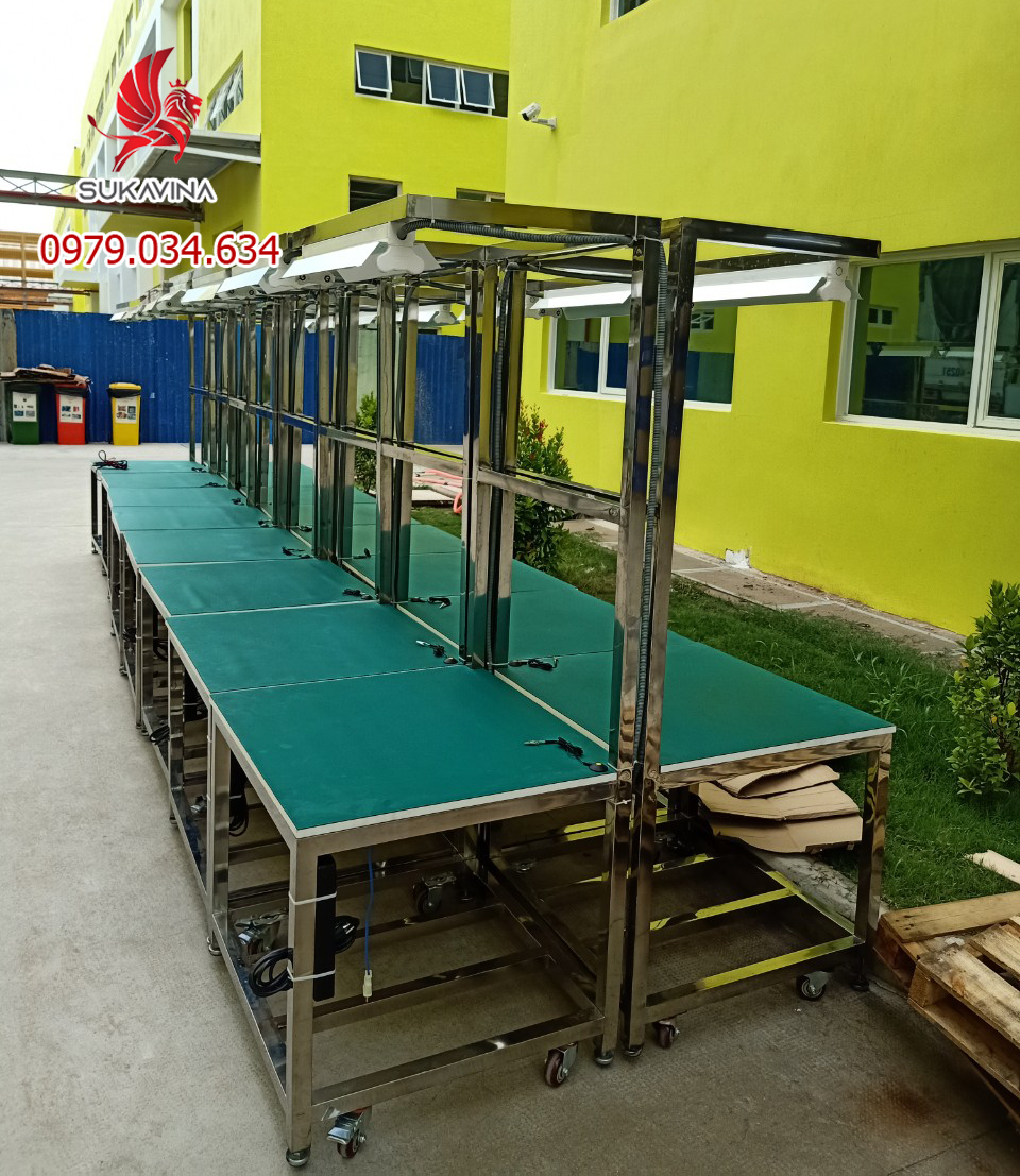 Bàn thao tác Inox