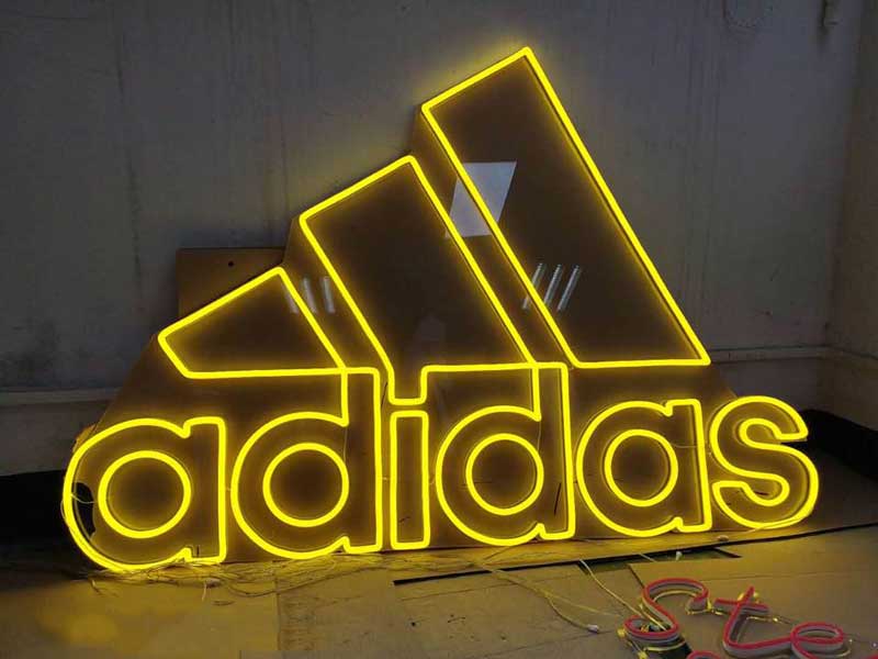Bảng hiệu đèn Neon Sign
