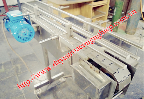 Băng tải xích inox