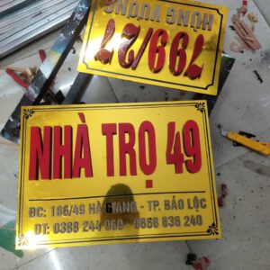 Bảng chức danh Mica, Inox CD07