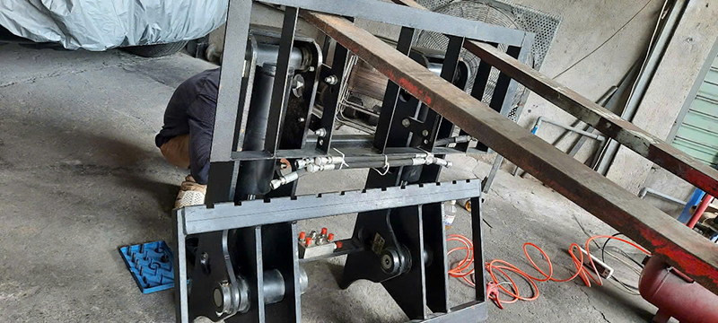 Bộ lật đổ cho gầu xúc