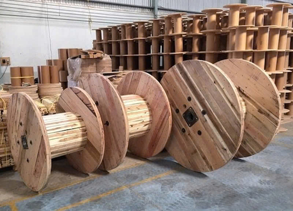 Bobin gỗ