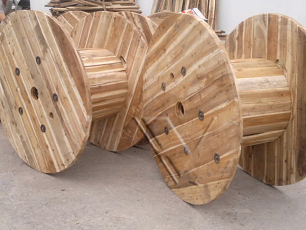 Bobin gỗ