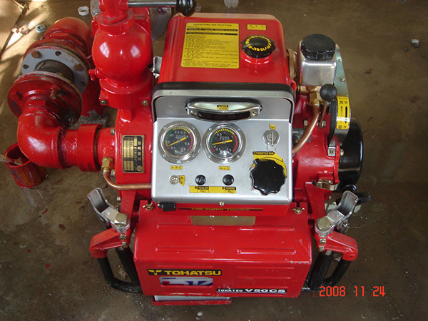 Bơm xăng Tohatsu V50