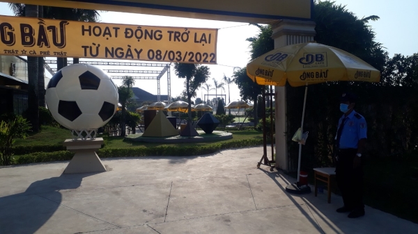Bảo vệ quán cafe