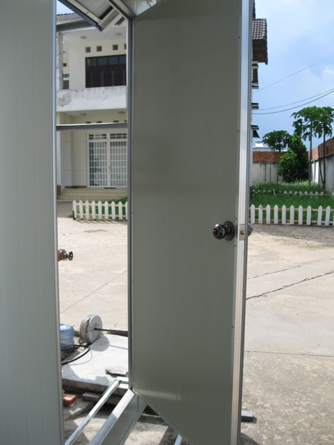 Cửa panel sanwich