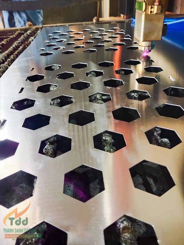 Cắt laser CNC Nhôm tấm