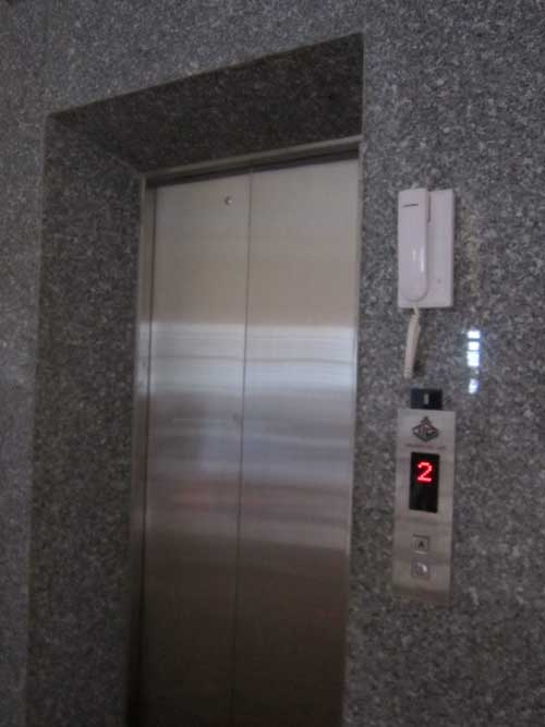 Cửa tầng inox