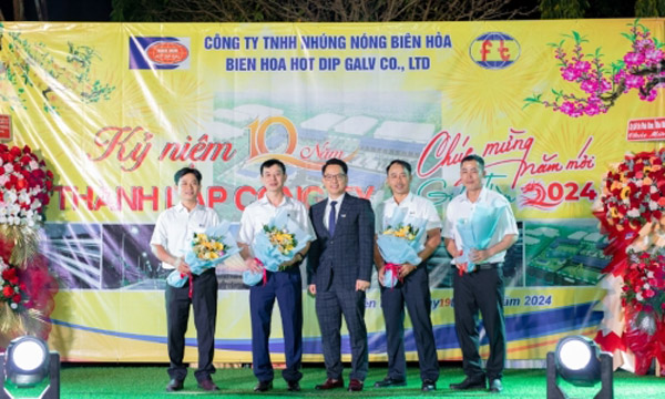 Cán bộ nhân viên công ty