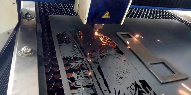Gia công cắt inox bằng laser