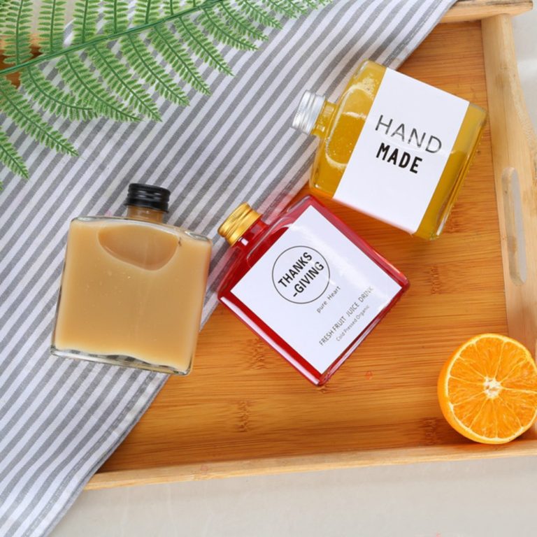 Chai thủy tinh dẹp vai vuông nắp nhôm