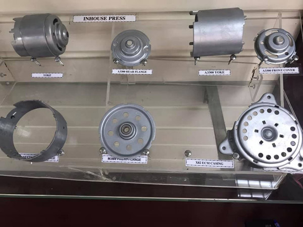 Chi tiết dập motor xe hơi