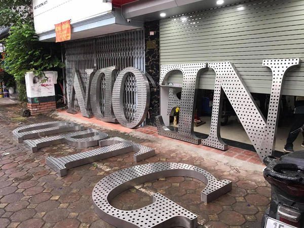 Chữ inox sơn tĩnh điện