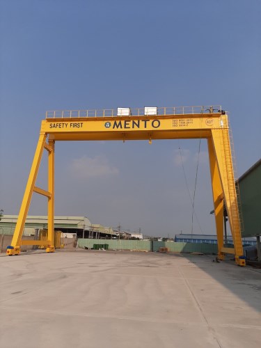 Cổng trục dầm đôi - Mento