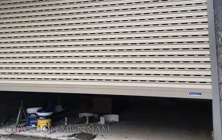 Cửa cuốn Austdoor C70