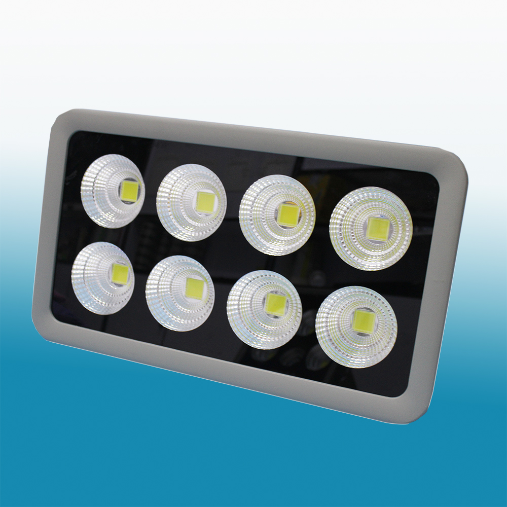 đèn led tàu cá 240W