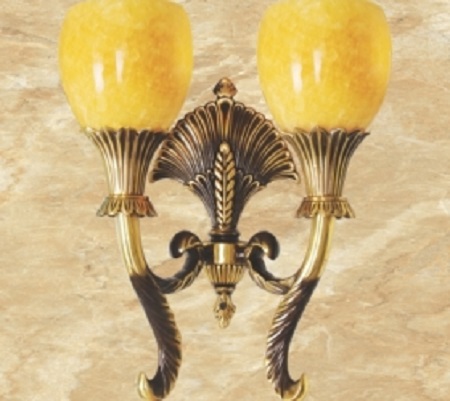 Đèn vách đồng đá