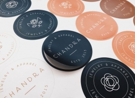 Decal giấy bế Demi
