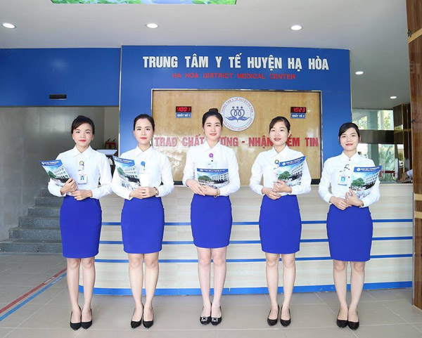 Đồng phụclễ tân bệnh viện