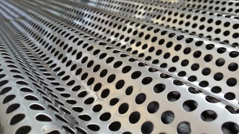 Đột dập CNC kim loại