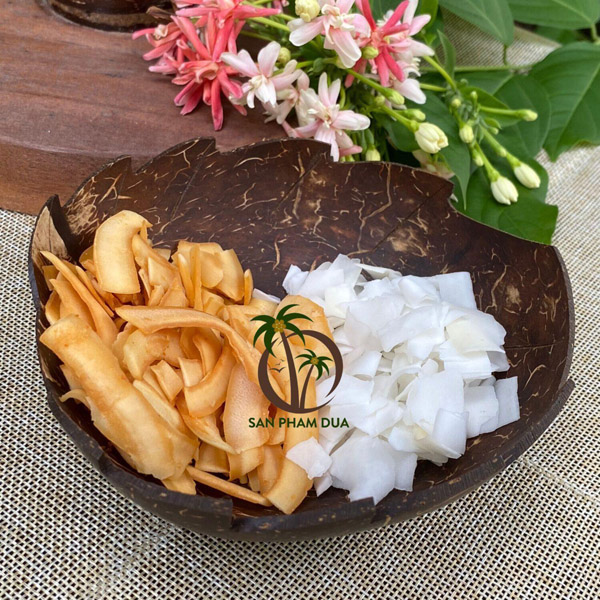 Dừa cắt miếng nhỏ