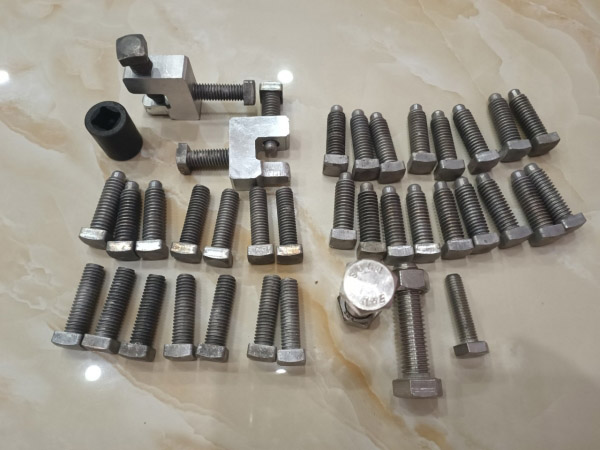 Gia công bulong, ốc vít