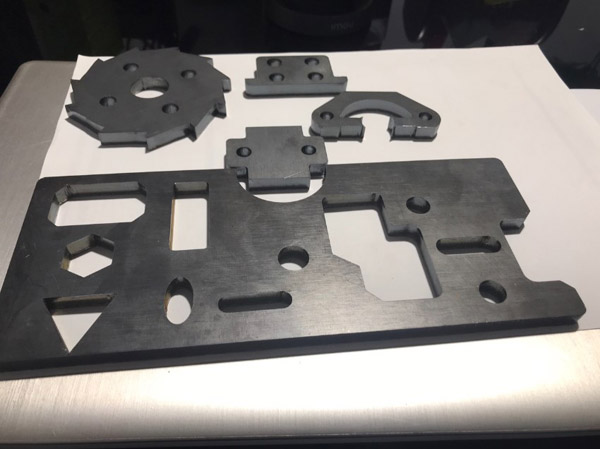 Gia công cắt laser CNC kim loại tấm