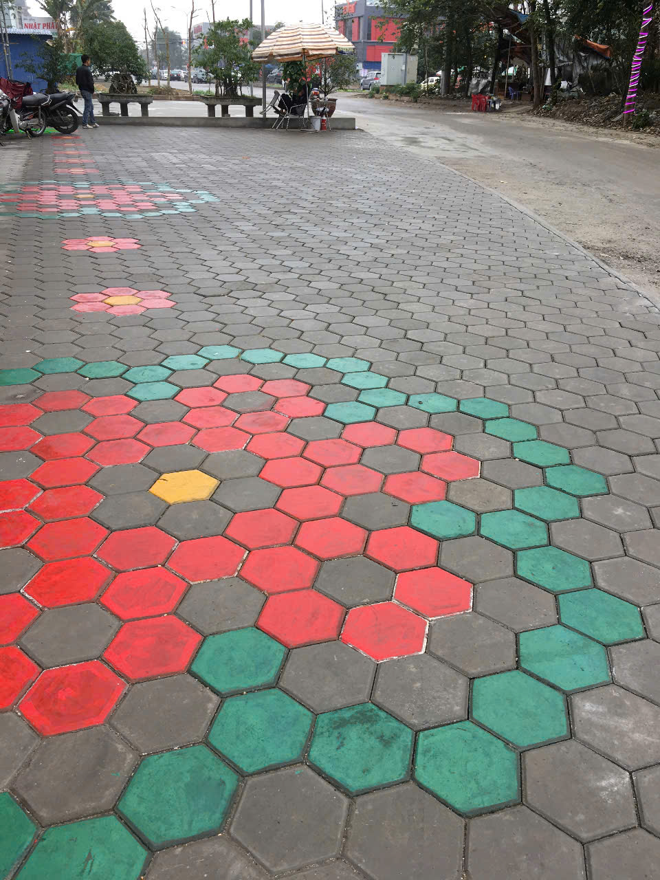Gạch lục lăng sần đỏ