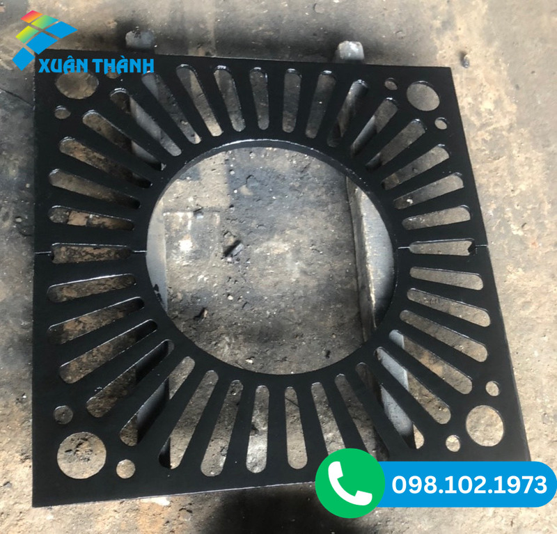 Ghi gang bảo vệ gốc cây
