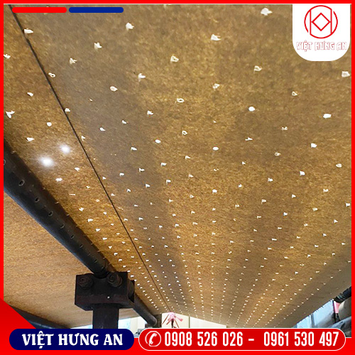 Giấy đục lỗ