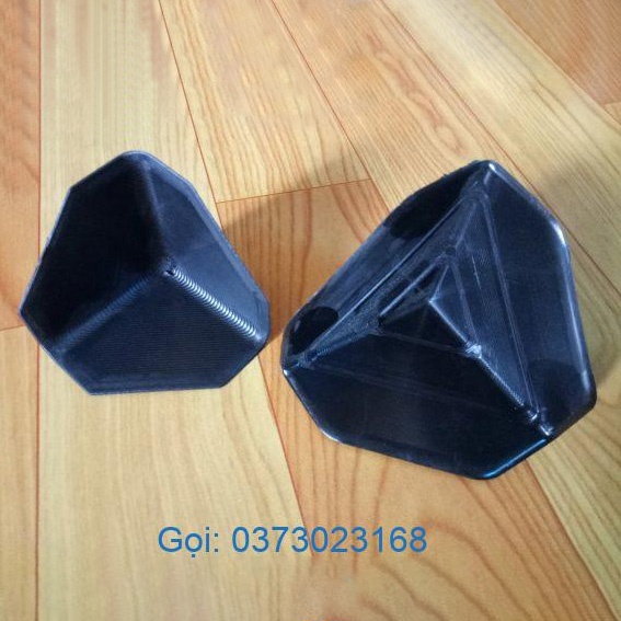 Góc nhựa ke nhựa 3 chấu 120x120