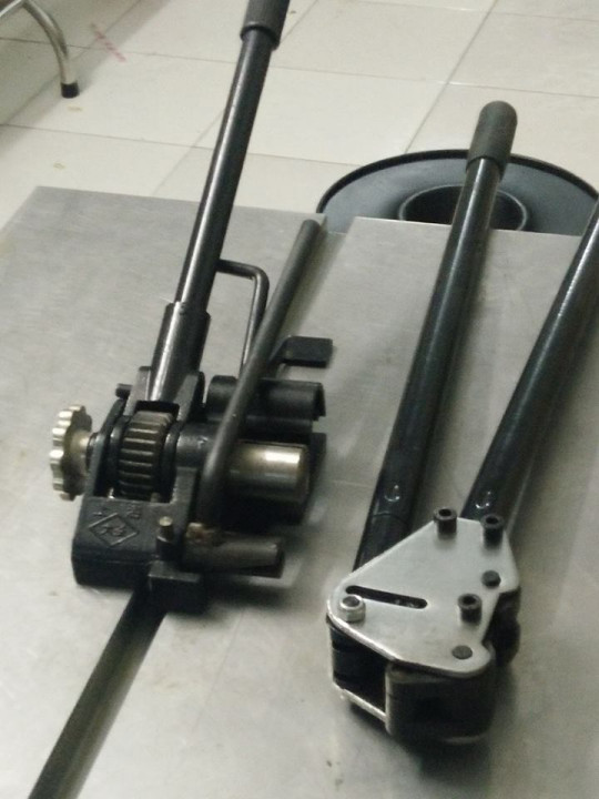 Bộ dụng cụ đai thép HP-32
