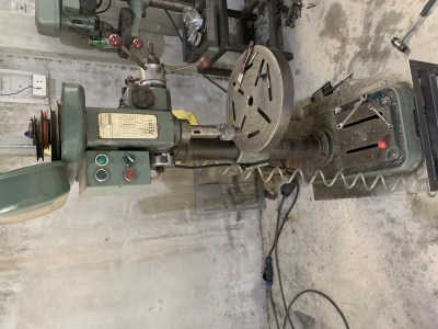 Máy móc, thiết bị nhà xưởng