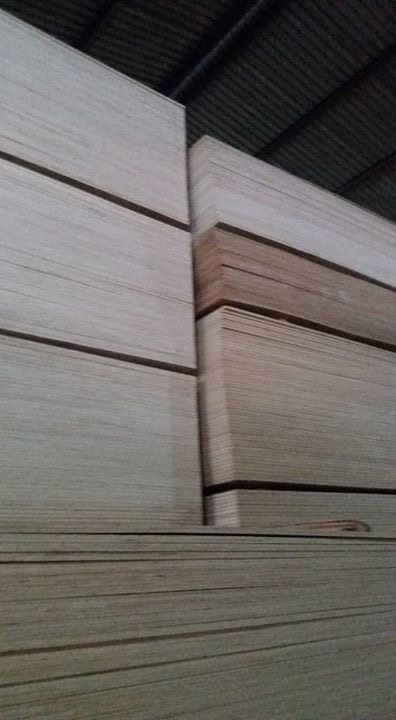 Ván ép chịu nước