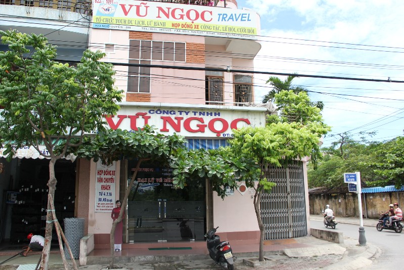 Xe du lịch cho thuê