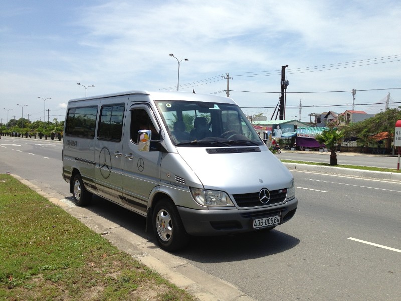 Xe du lịch cho thuê