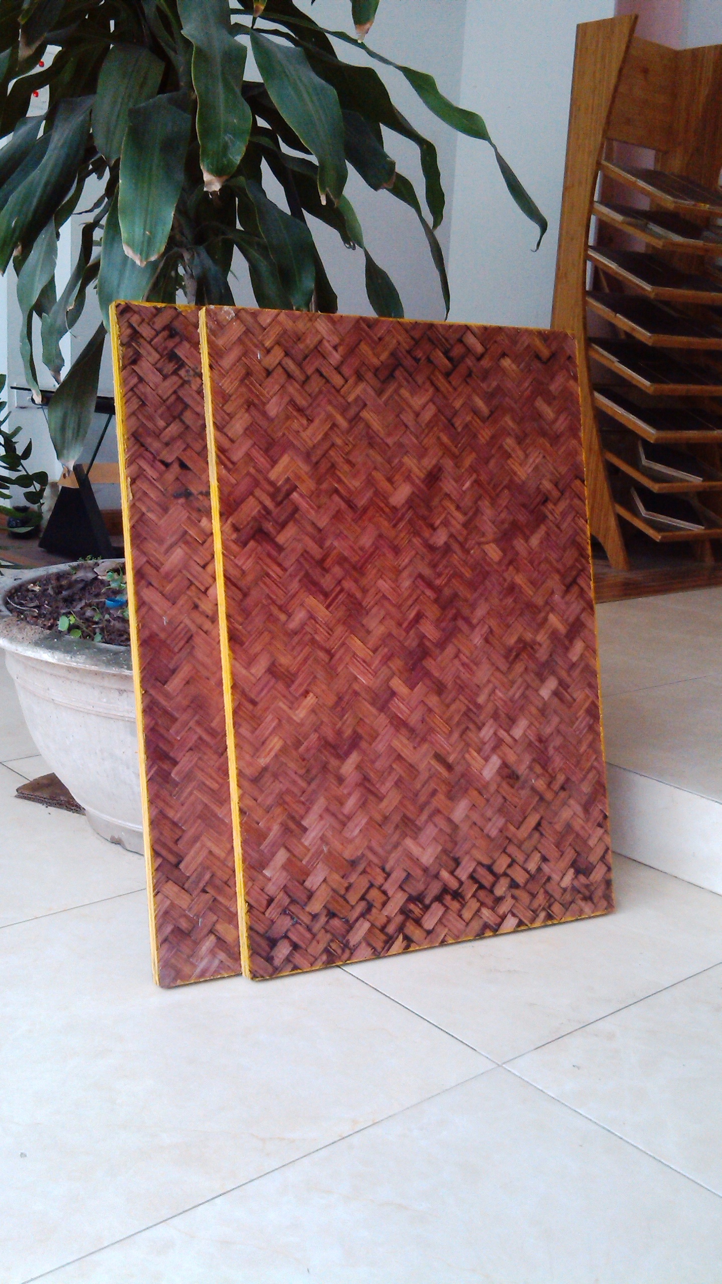 Pallet tre mặt cót