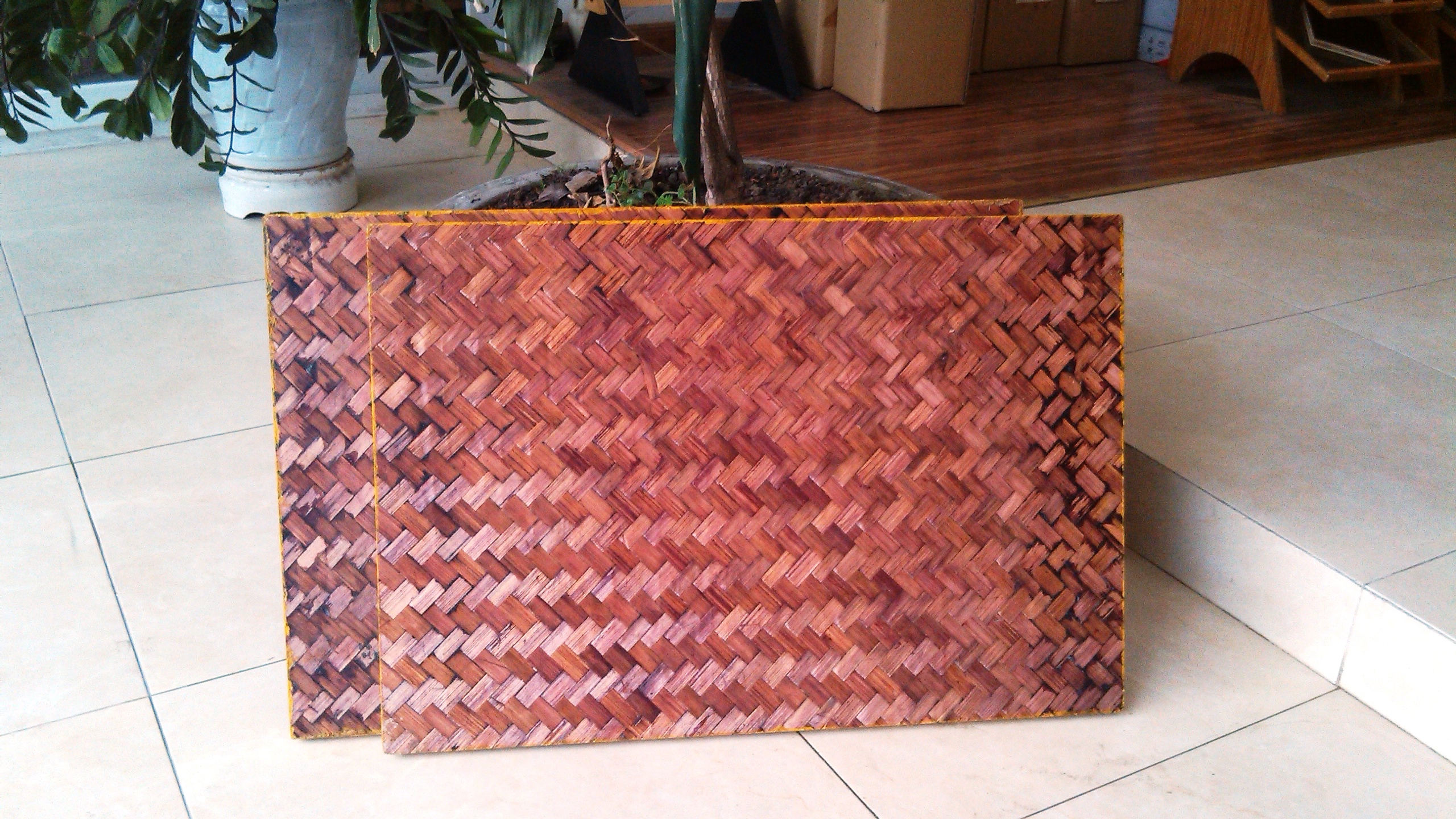 Pallet tre mặt cót