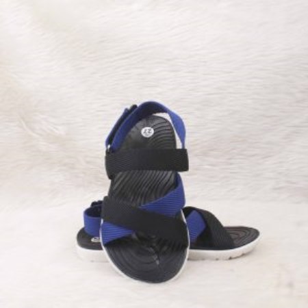 Sandal bé trai